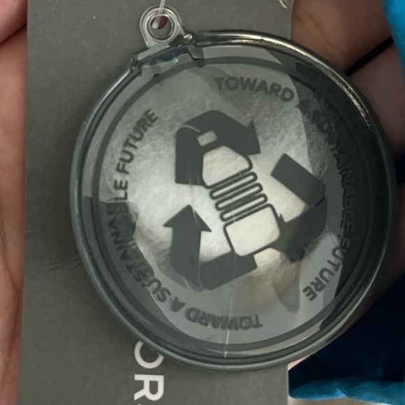 Michael Kors: Cyan Insulated Jacket - Picture 2 of 10